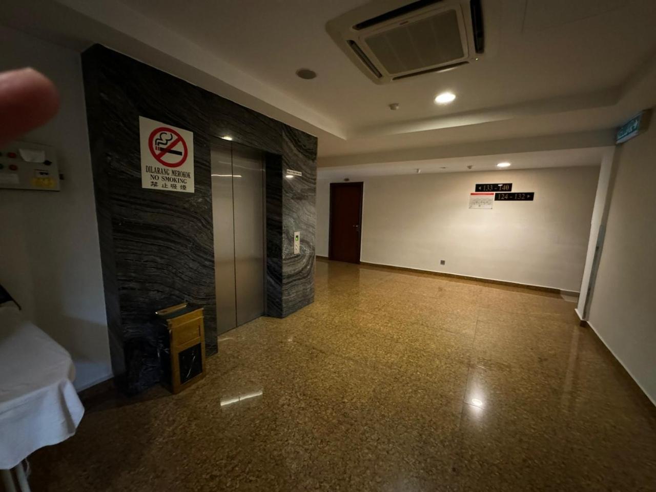 Aeton Hotel Nilai Esterno foto