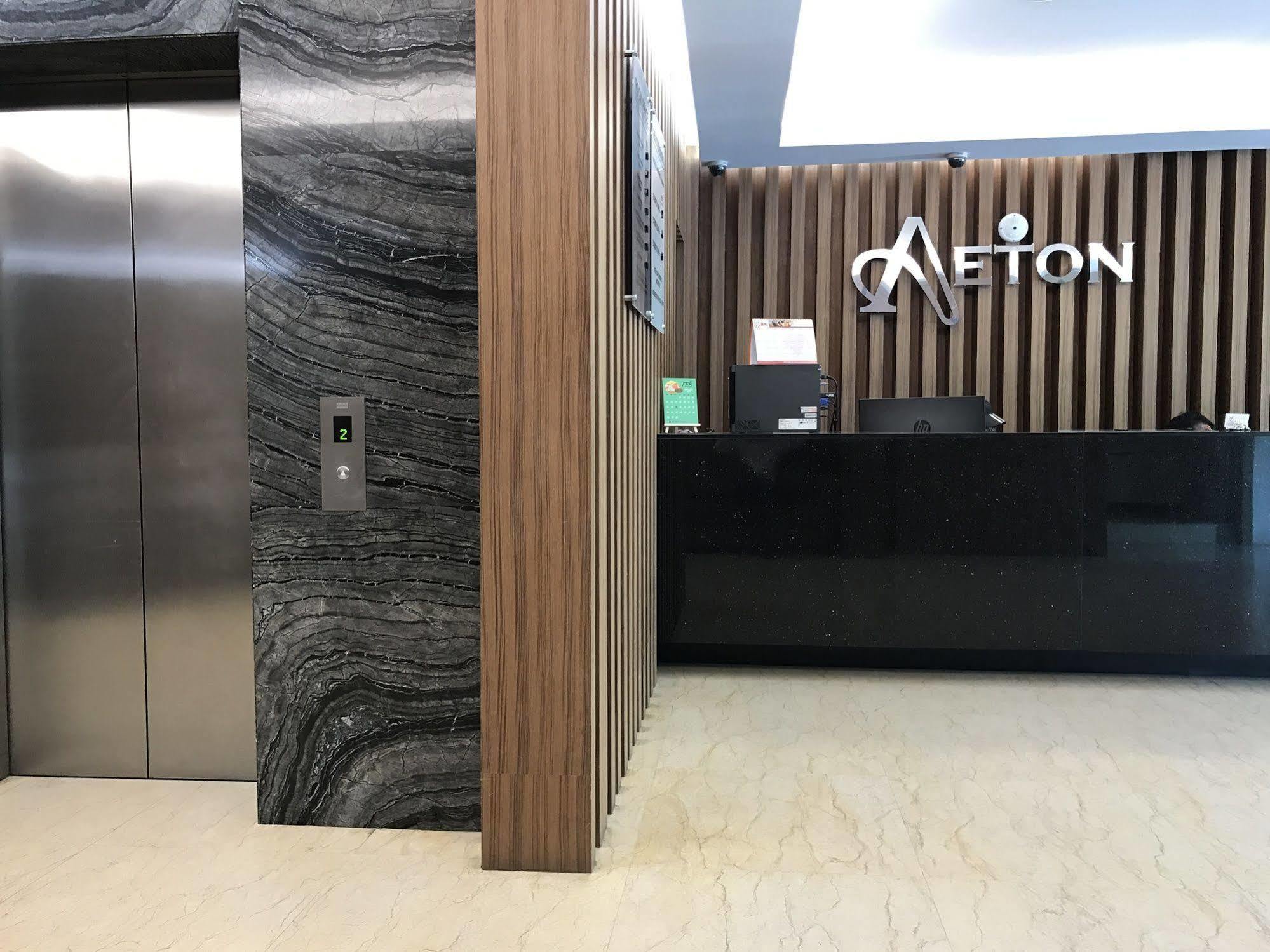 Aeton Hotel Nilai Esterno foto
